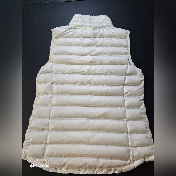 Gerry White Puffer Vest Size M - Picture 7 of 11